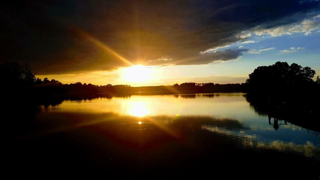 Jaskolka - Pokoje I Apartament Przy Plazy Olsztyn  Esterno foto