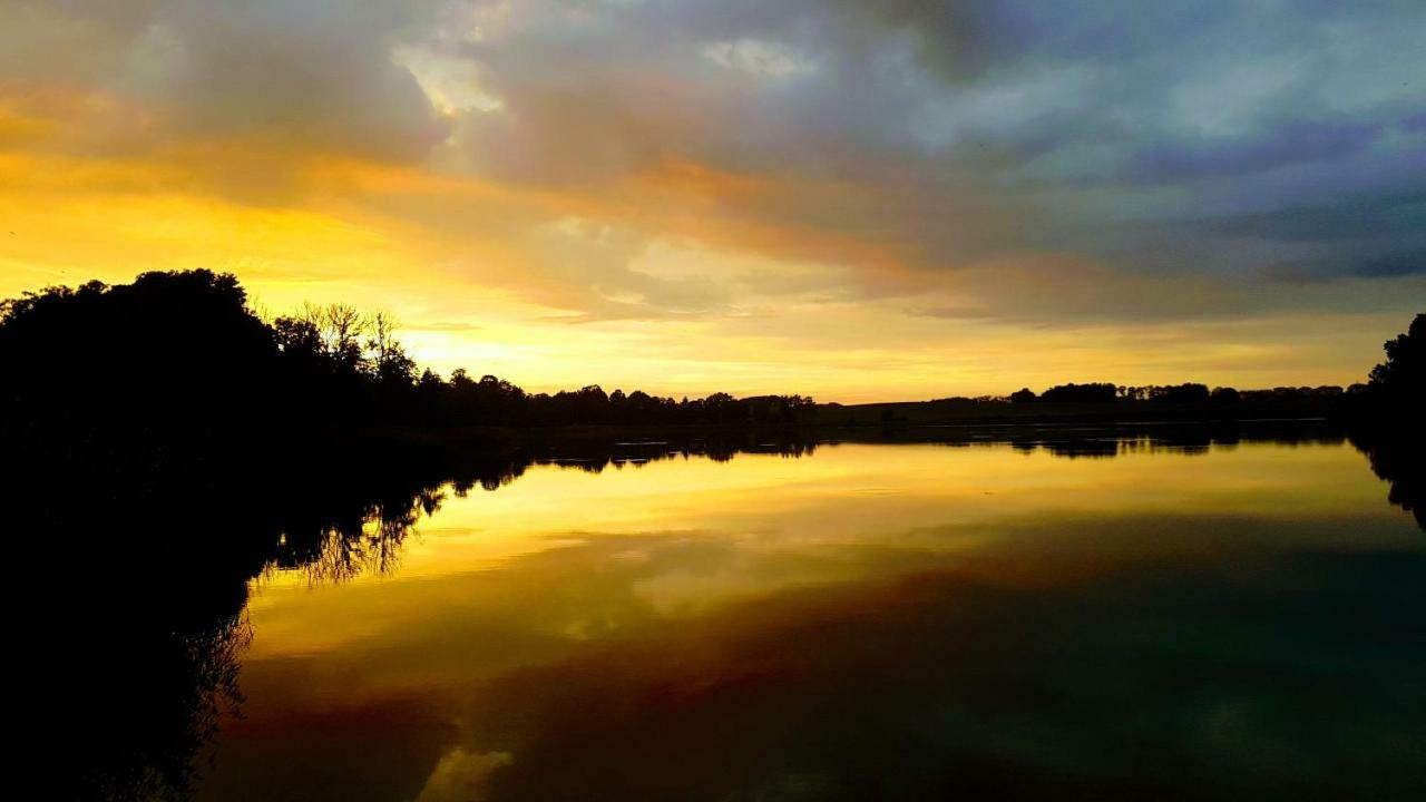 Jaskolka - Pokoje I Apartament Przy Plazy Olsztyn  Esterno foto